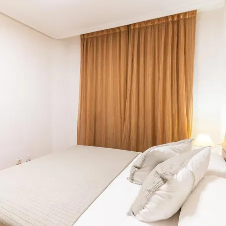Oceanfront Tenerife South Albatros 270