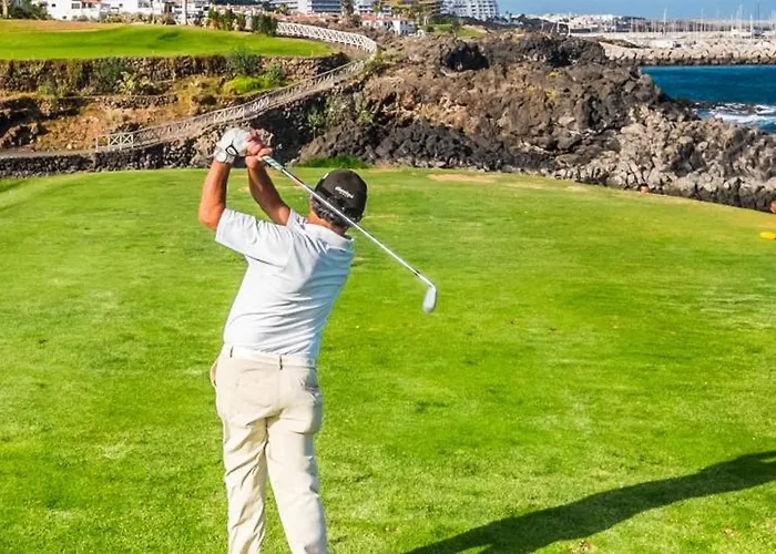 아파트 Oceanfront Tenerife South Albatros 270 *